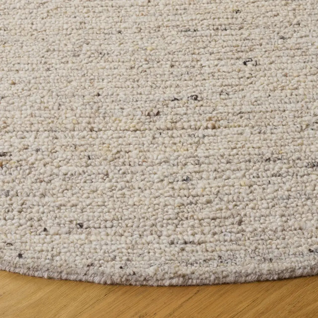 Safavieh Earthly 6'-0" x 6'-0" Rug in Light Beige
