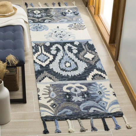 Safavieh Suzani 2'-3" x 8'-0" Rug in Blue / Ivory