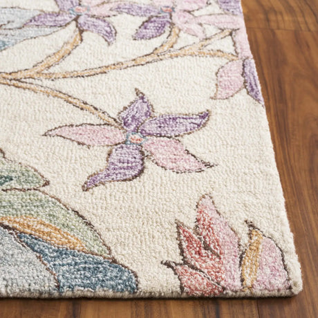 Safavieh Jardin 4'-0" x 6'-0" Rug in Ivory / Pink