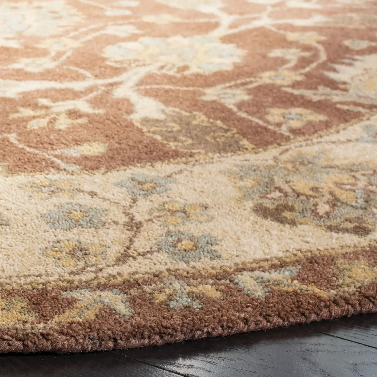 Safavieh Antiquity 6'-0" x 6'-0" Rug in Brown / Taupe