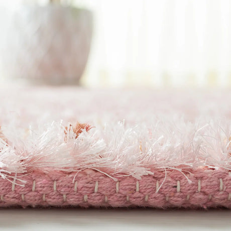 Safavieh Classic Shag 4'-0" x 6'-0" Rug in Pink