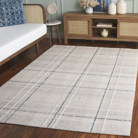 Safavieh Genre 4'-0" x 6'-0" Rug in Beige / Blue