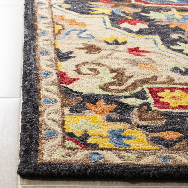 Safavieh Aspen 4'-0" x 6'-0" Rug in Charcoal / Cream