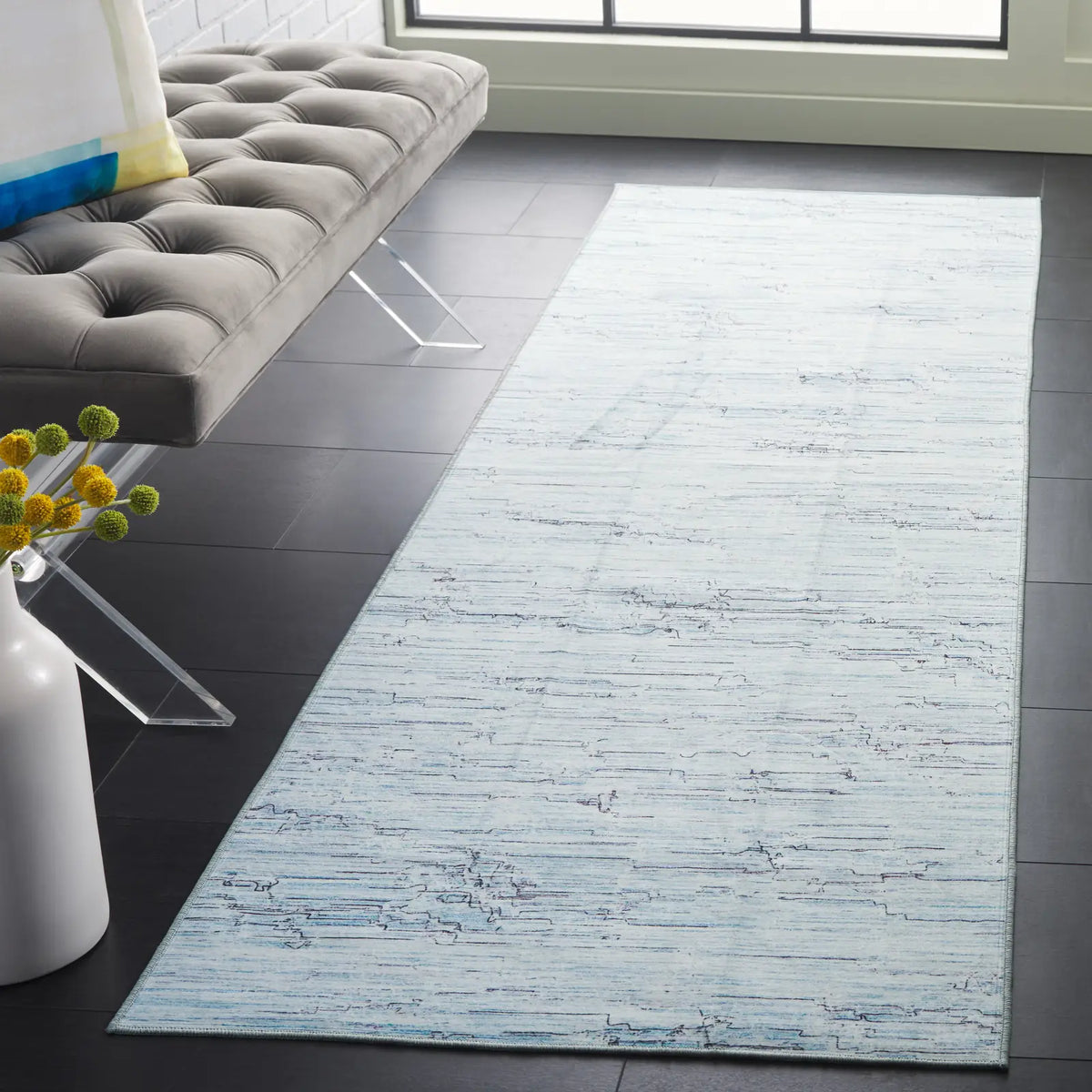 Safavieh Malibu 2'-6" x 8'-0" Rug in Grey / Turquoise