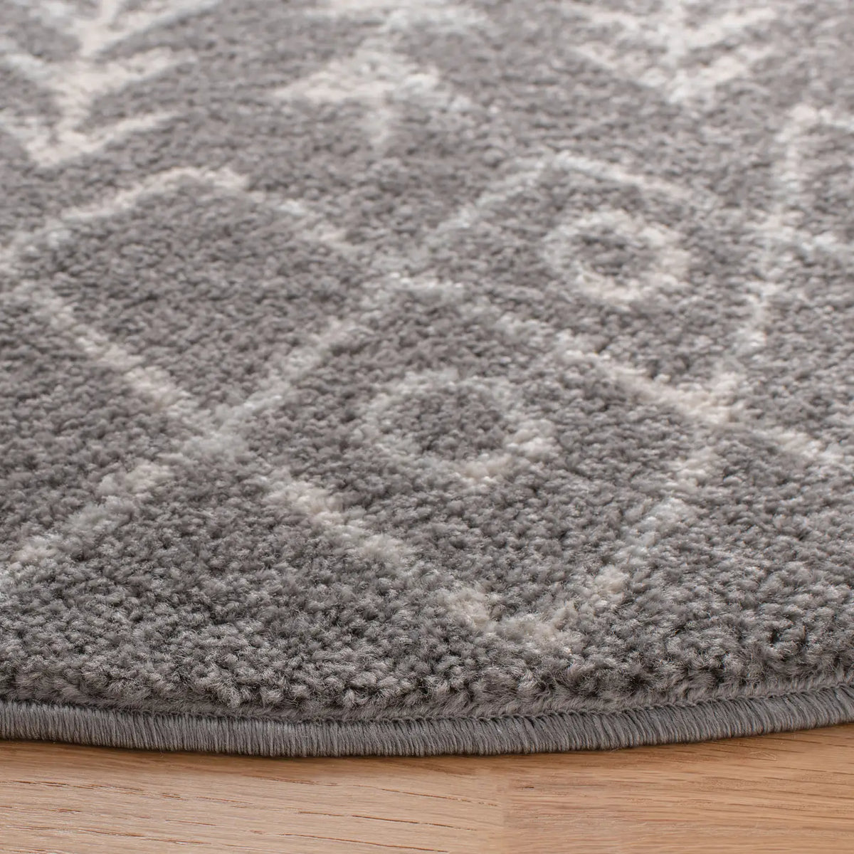Safavieh Tulum 5'-0" x 5'-0" Rug in Dark Grey / Ivory