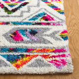 Safavieh Fiesta Shag 4'-0" x 6'-0" Rug in Cream / Multi