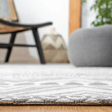 Safavieh Marbella 4'-0" x 6'-0" Rug in Grey