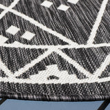 Safavieh Courtyard 6'-7" x 6'-7" Rug in Black / Ivory