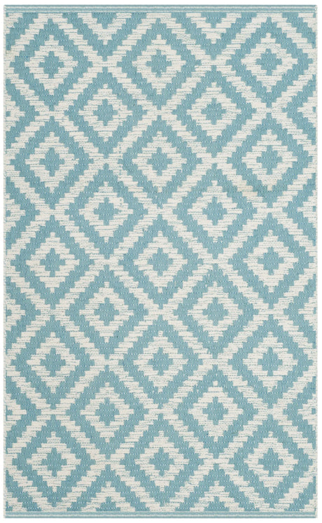 Safavieh Montauk 2'-3" x 3'-9" Rug in Light Blue / Ivory