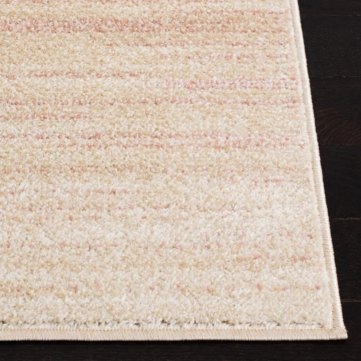 Safavieh Adirondack 4'-0" x 6'-0" Rug in Pink / Ivory