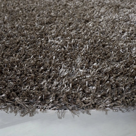 Safavieh Shag 5'-0" x 5'-0" Rug in Grey / Grey