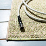 Safavieh Courtyard 4'-0" x 5'-7" Rug in Beige / Green