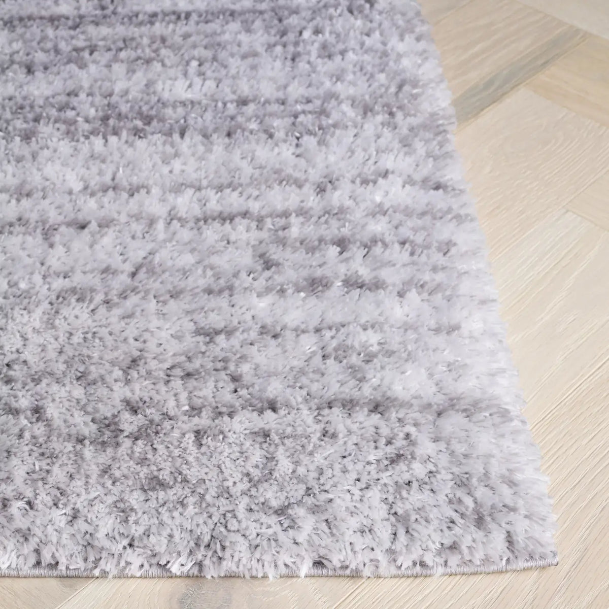 Safavieh Tahoe Shag 4'-0" x 6'-0" Rug in Grey / Dark Grey