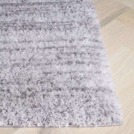 Safavieh Tahoe Shag 4'-0" x 6'-0" Rug in Grey / Dark Grey