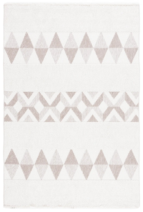 Safavieh Lotus 4'-0" x 6'-0" Rug in Ivory / Beige