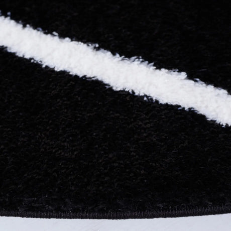 Safavieh Tahoe Shag 6'-7" x 6'-7" Rug in Black / White