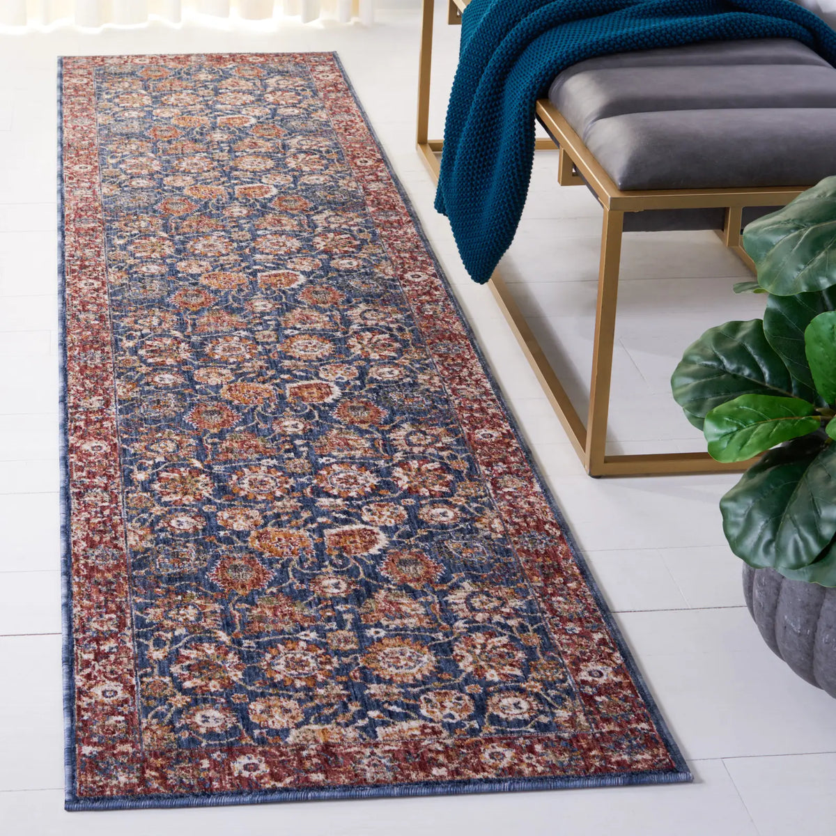 Safavieh Heirloom 700 2'-0" x 8'-0" Rug in Navy / Rust