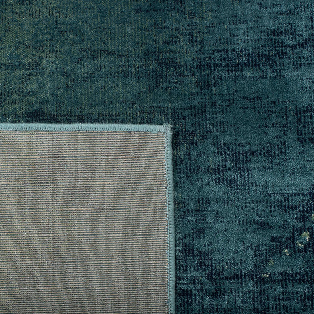 Safavieh Constellation Vintage 4'-0" x 5'-7" Rug in Turquoise / Multi