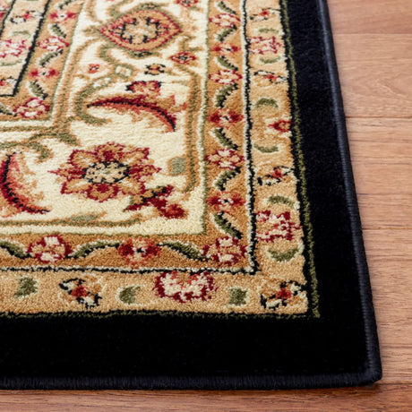 Safavieh Lyndhurst 4'-0" x 6'-0" Rug in Black / Beige