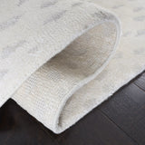 Safavieh Tibetan 4'-0" x 6'-0" Rug in Ivory / Beige