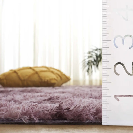 Safavieh Rainbow Shag 4'-0" x 6'-0" Rug in Purple