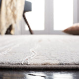 Safavieh Marmara 4'-0" x 6'-0" Rug in Beige / Blue Rust