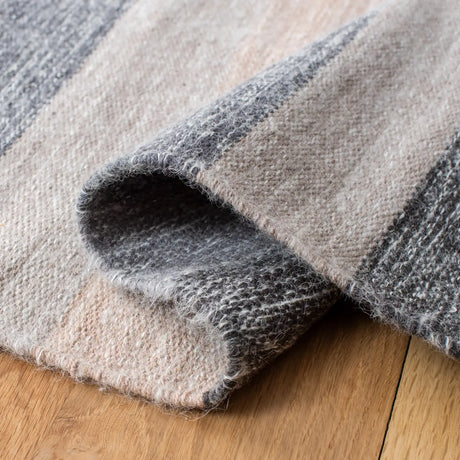 Safavieh Striped Kilim 8'-0" x 10'-0" Rug in Grey