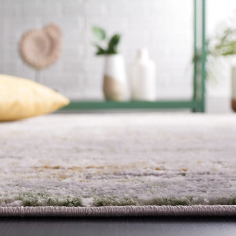 Safavieh Palma 4'-0" x 6'-0" Rug in Grey / Green