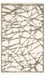 Safavieh Manhattan 4'-0" x 6'-0" Rug in Ivory / Sage