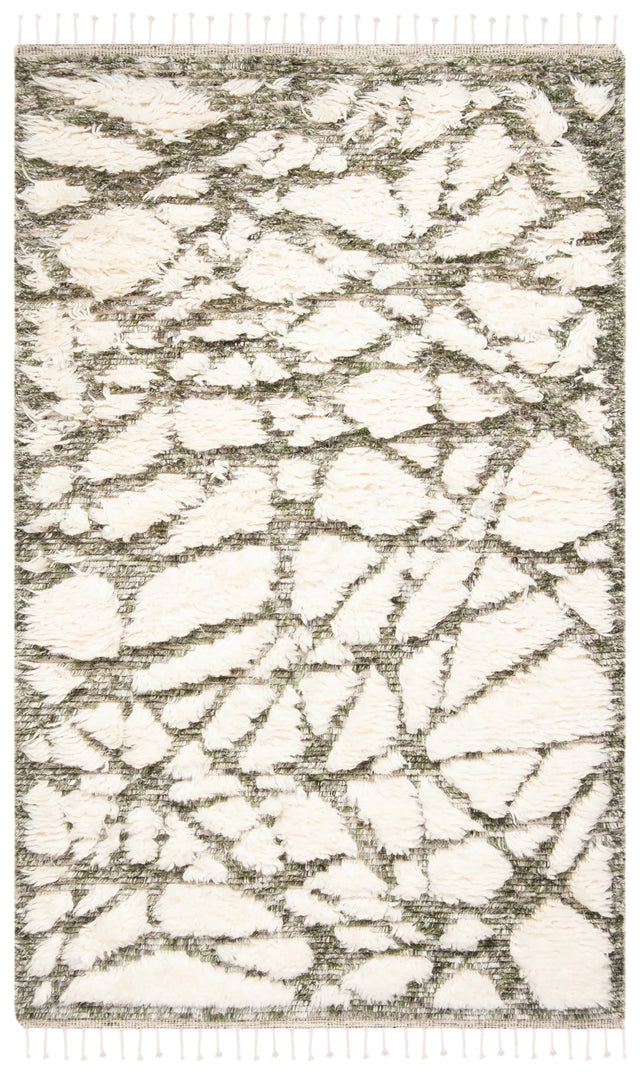Safavieh Manhattan 4'-0" x 6'-0" Rug in Ivory / Sage