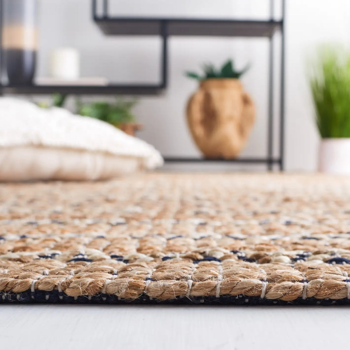 Safavieh Natural Fiber 4'-0" x 6'-0" Rug in Navy / Natural