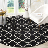 Safavieh Chatham 7'-0" x 7'-0" Rug in Black / Ivory