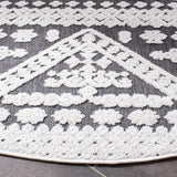 Safavieh Cabana 6'-7" x 6'-7" Rug in Ivory / Grey