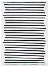 Safavieh Montauk 10'-0" x 14'-0" Rug in Ivory / Black