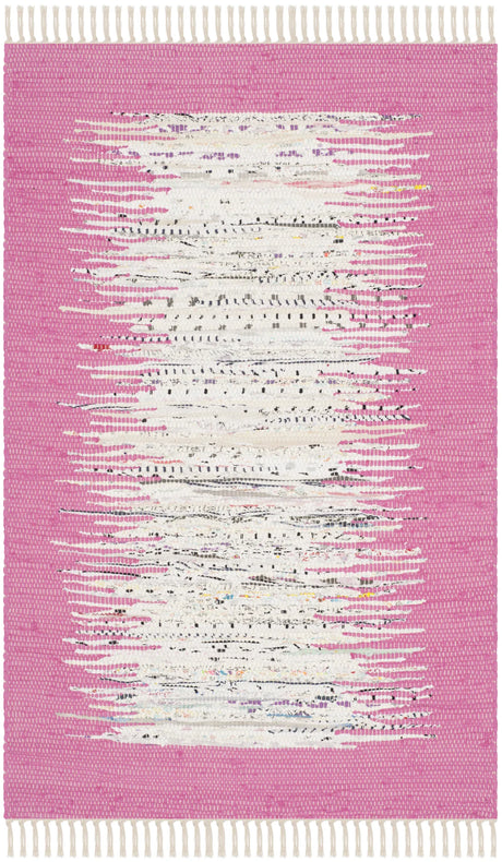 Safavieh Montauk 2'-6" x 4'-0" Rug in Ivory / Pink