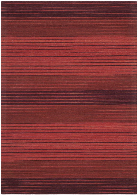 Safavieh Marbella 4'-0" x 6'-0" Rug in Red
