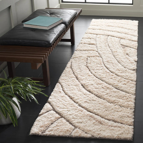 Safavieh Casablanca 2'-3" x 9'-0" Rug in Natural / Beige
