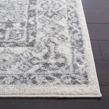 Safavieh Tulum 4'-0" x 6'-0" Rug in Ivory / Grey