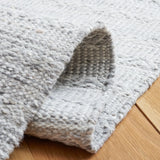 Safavieh Striped Kilim 4'-0" x 6'-0" Rug in Grey / Ivory