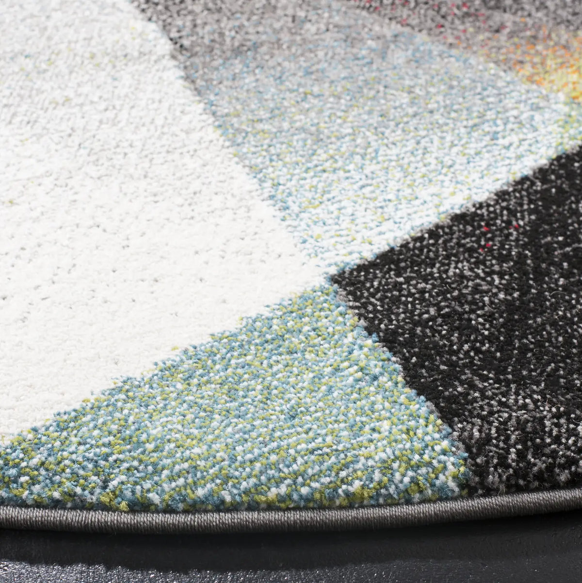 Safavieh Porcello 6'-7" x 6'-7" Rug in Grey / Multi