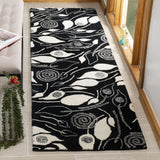 Safavieh Soho 2'-6" x 8'-0" Rug in Black / Ivory