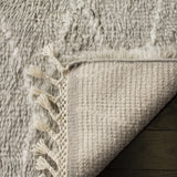 Safavieh Casablanca 5'-0" x 8'-0" Rug in Grey / Ivory