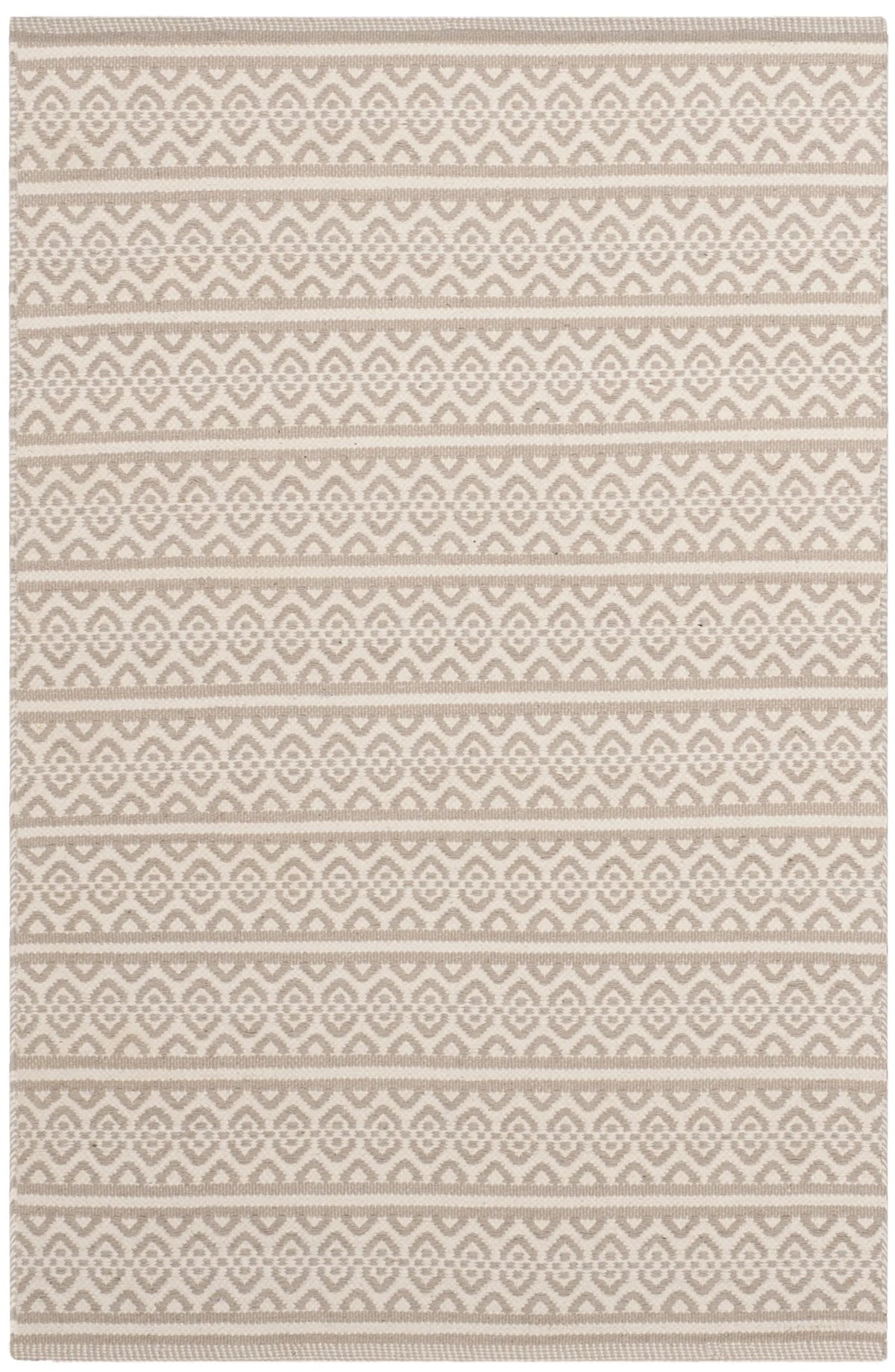 Safavieh Montauk 3'-0" x 5'-0" Rug in Ivory / Grey