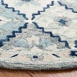 Safavieh Suzani 6'-0" x 6'-0" Rug in Blue / Grey
