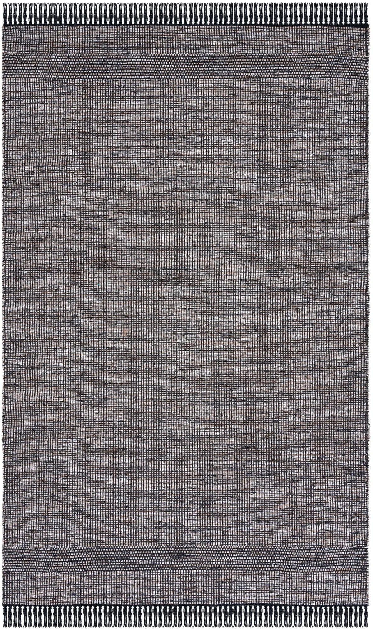 Safavieh Montauk 4'-0" x 6'-0" Rug in Beige / Ivory