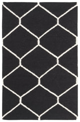 Safavieh Dhurries 2'-6" x 4'-0" Rug in Black / Ivory