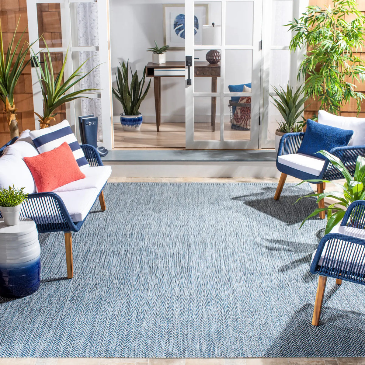 Safavieh Courtyard 10'-0" x 14'-0" Rug in Navy / Grey