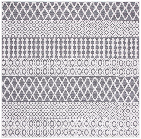 Safavieh Cabana 6'-7" x 6'-7" Rug in Ivory / Grey