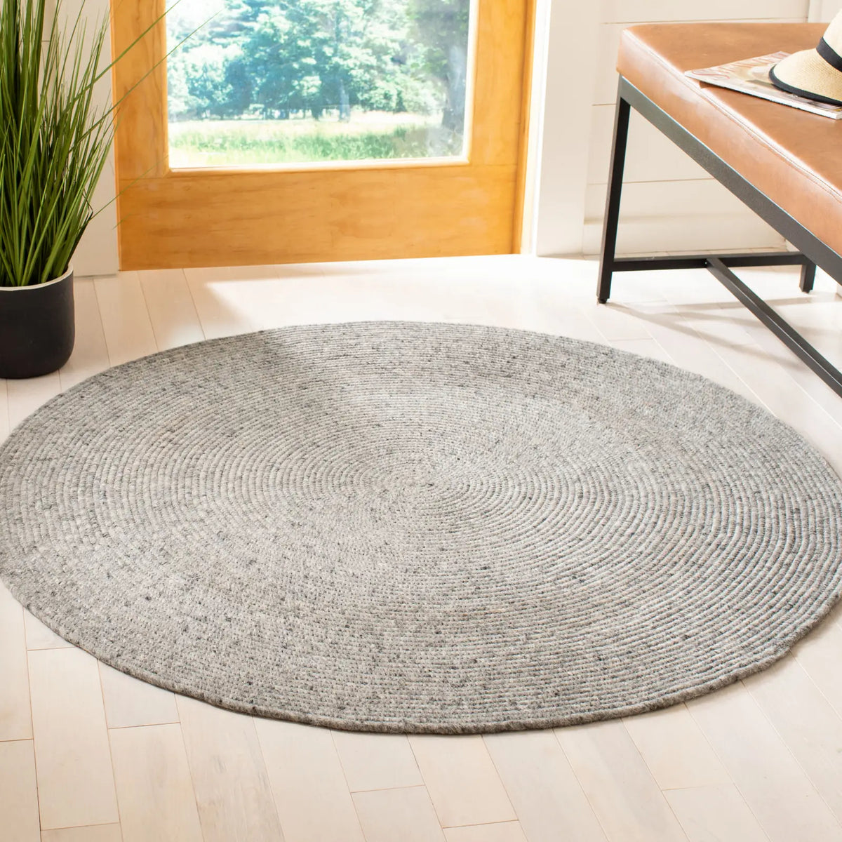 Safavieh Braided 3'-0" x 3'-0" Rug in Grey