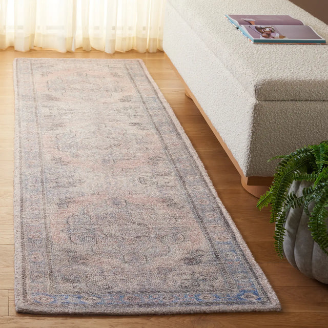Safavieh Classic Vintage 2'-3" x 8'-0" Rug in Grey / Beige